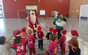 Une quête de Noël réussie pour les lutins du HBDC !