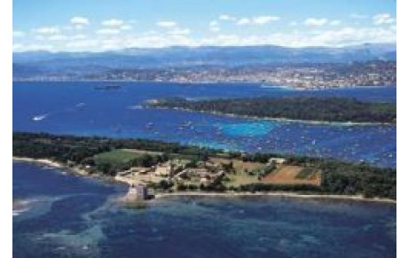 Les filles aux Iles de Lerins